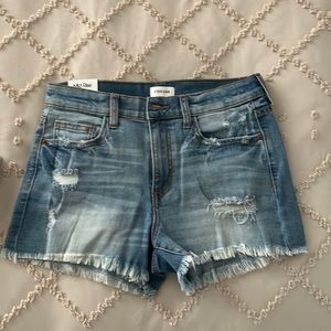 New Mid rise jean shorts size says small but fit 27 to 28 waist